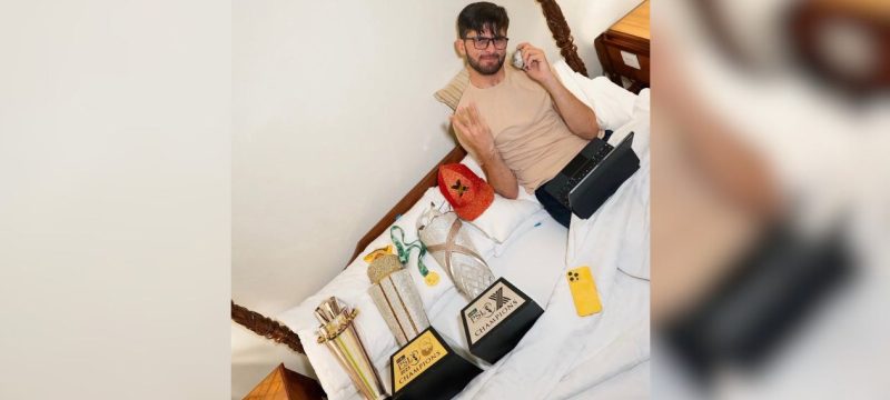 Shaheen Afridi’s Iconic Photo with PSL Trophies Goes Viral