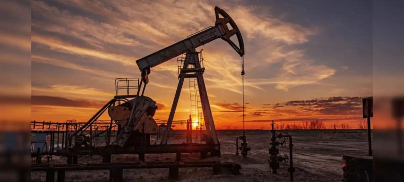 Oil Prices Jump Over 7% After Israel Confirms Attack on Iran