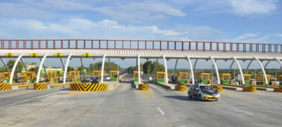 Pakistan Holds Historic Public Auction of Toll Plazas to Boost Transparency and Investment