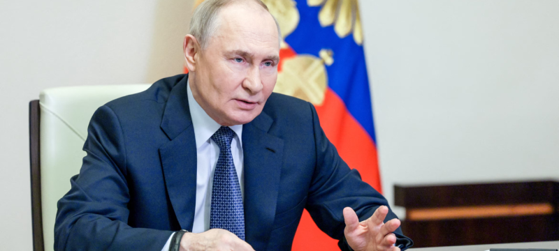 Putin Says Israel Vowed to Safeguard Russian Staff at Iran’s Bushehr Plant