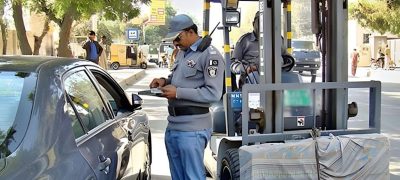 Lahore Traffic Violations: CTO Reveals 93 Police Officers Fined in One Day