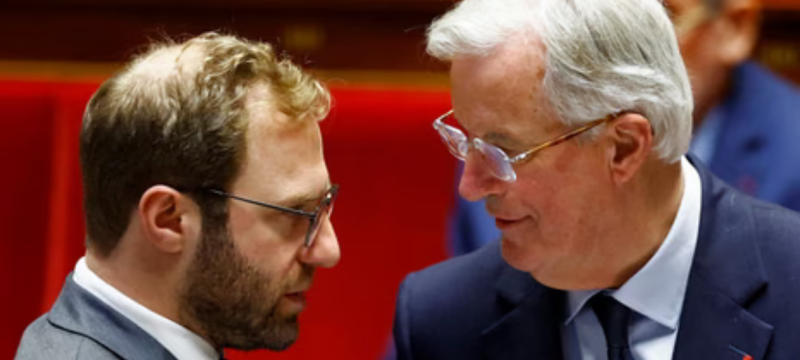 French Minority Government Faces Collapse Amid Budget Crisis
