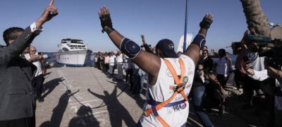 Egyptian Wrestler Stuns Crowd by Pulling 700-Ton Ship With His Teeth