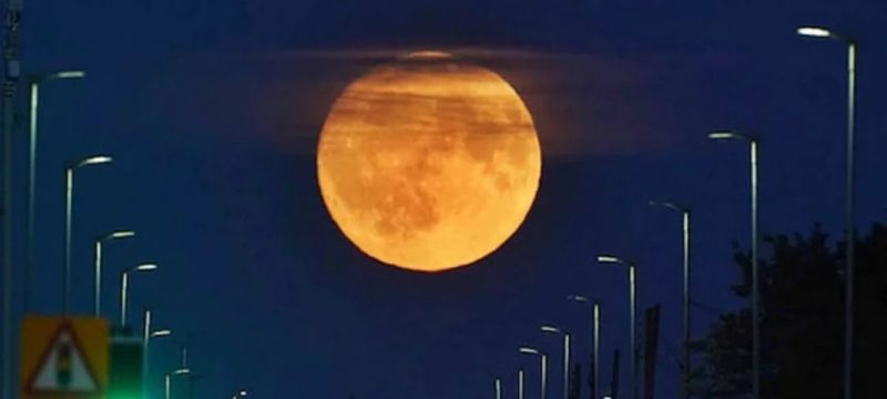 First Supermoon of 2025 to Light Up Pakistan’s Sky Tonight; Check Timings