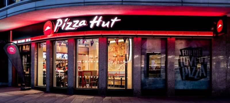 Pizza Hut UK to Close 68 Restaurants as Operator Collapses