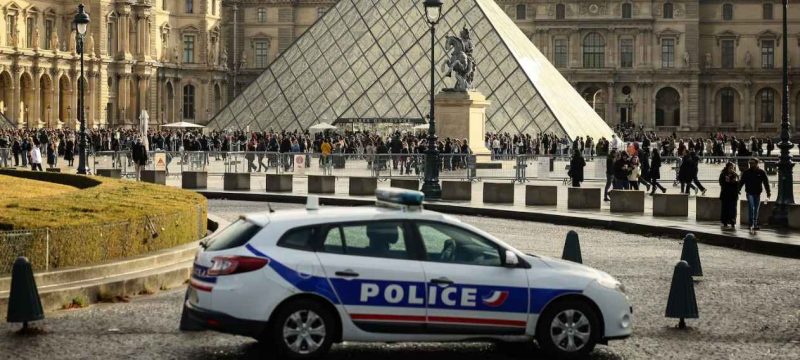 Suspects Arrested Over Brazen Jewel Theft from Paris’ Louvre Museum