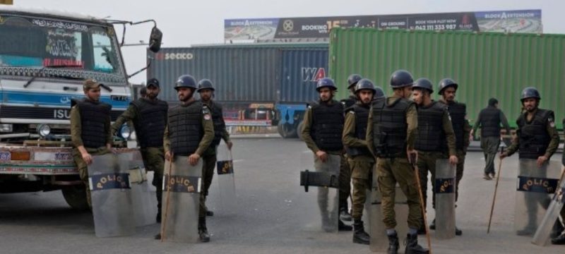 Islamabad on High Alert as Govt Seals Routes to Stop Religious Party’s Protest