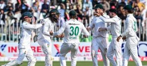 Keshav Maharaj Spins South Africa Back as Pakistan Bowled Out for 333 in Second Test