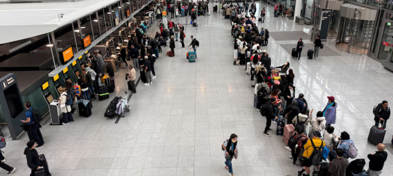 Munich Airport Slowly Reopens After Drone Sightings