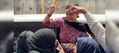 Sanam Javaid Arrested in Peshawar; PTI Condemns ‘Daylight Abduction’