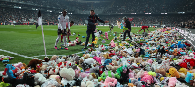 Turkish Football Fans Throw Toys Onto Field for Palestinian Children
