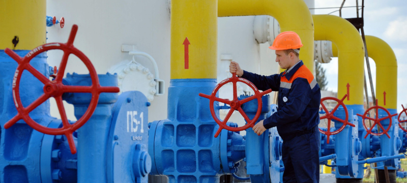 Ukraine plans to increase gas imports by 30% after Russian attacks damaged energy sites, aiming to secure winter supplies and ensure energy stability.