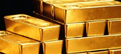 Gold Hits Record High as Dollar Weakens, Fed Cut Looms