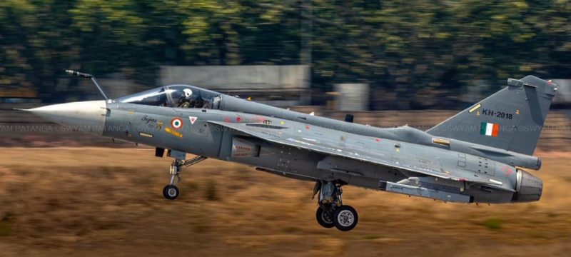 Armenia Suspends $1.2B Tejas Jet Deal After Dubai Airshow Crash