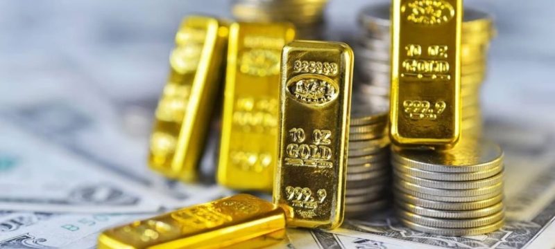 Gold Prices Drop Sharply by Rs7,000 per Tola in Pakistan; Check Latest Rate