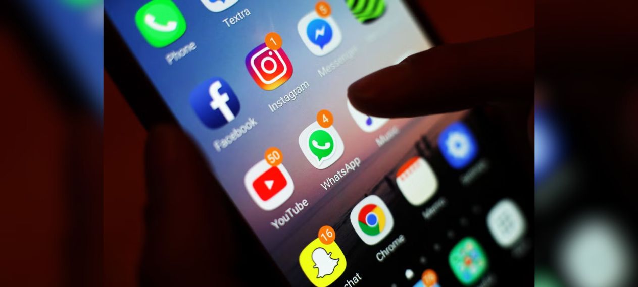 Smuggling Goes Digital: Social Media Fuels Illegal Trade as Pakistan Fights Back