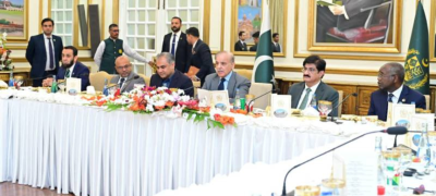 PM Shehbaz Hosts Luncheon to Honour Tri-Nation Series Teams