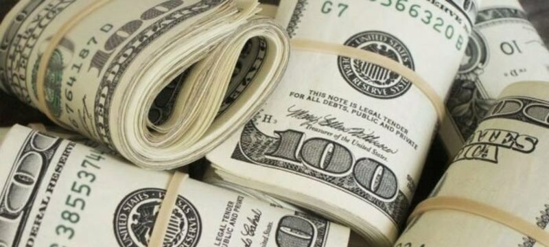 Rupee Rises for 38th Straight Day Against US Dollar