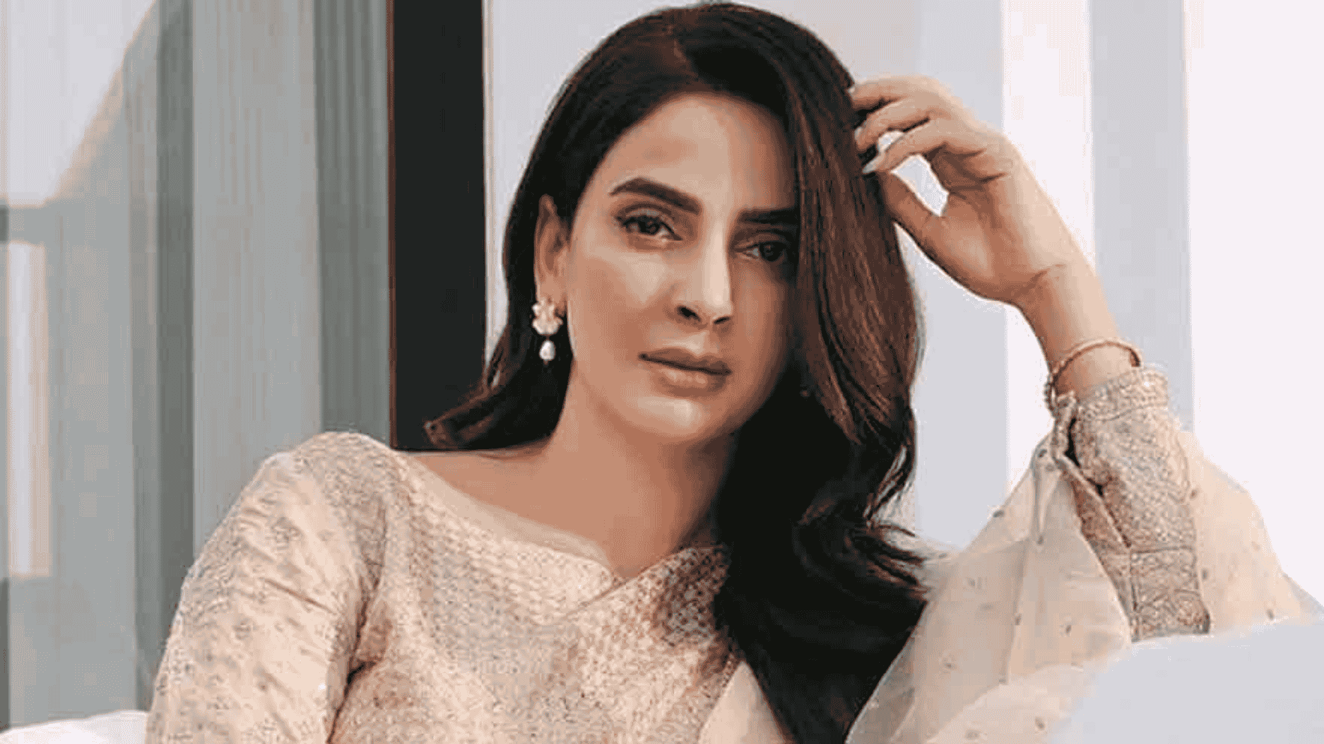 Saba Qamar Receives Support From Industry Amid Ongoing Legal Battle