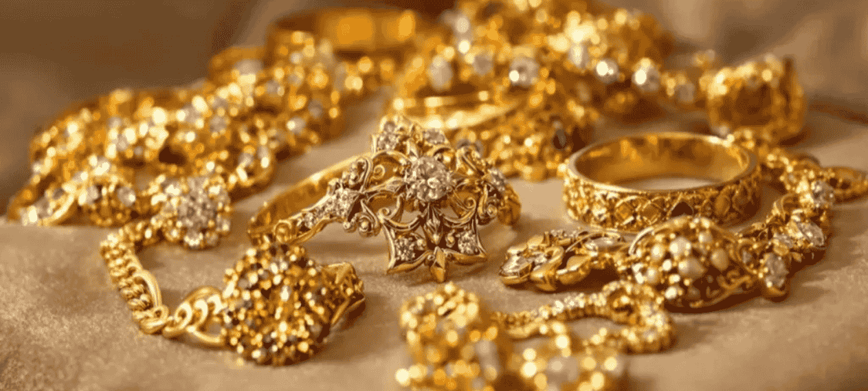 AFP Explains Why Gold Prices Are Soaring To Record Highs