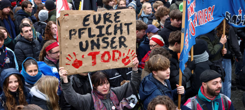 German Parliament Approves Controversial Military Service Law Amid Russian Tensions