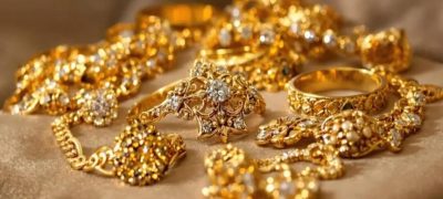 Gold Prices Surge in Pakistan, Rise Rs8,500 per Tola to Record High