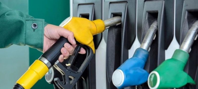 Govt Plans Fuel Levy Hike to Clear Gas Sector Debt