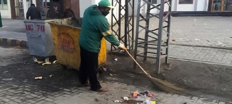 IHC Bans “Christians Only” Job Ads for Sweepers Across Pakistan