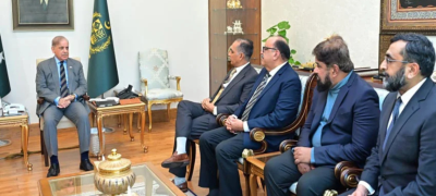 PM Seeks Roadmap for US-Based Pakistani Doctors’ Investment