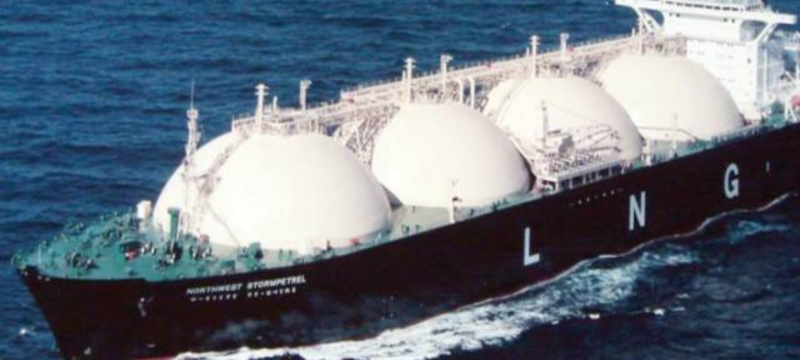 Pakistan Turns to Global Markets to Sell Excess LNG Amid Domestic Surplus
