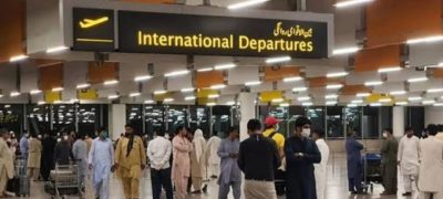 Record Drop in Pakistanis Going Abroad for Work in 2025; Here's Why