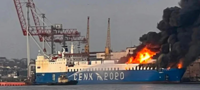 Russia Strikes Ukrainian Ports, Damaging Turkish-Owned Ships in Black Sea Region