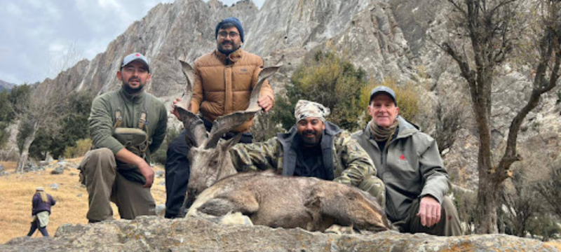 US Hunter Bags Record Kashmir Markhor in Chitral for Rs. 6.8 Crore!