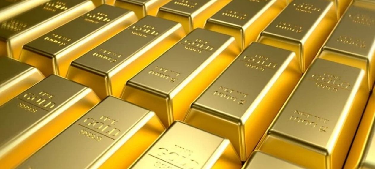 Gold Prices Fall in Pakistan as Tola Rate Drops to Rs481,862 - Check Rates