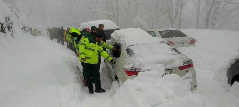 Murree Expressway Partially Closed for All Traffic Due to Heavy Snowfall