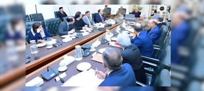 PM Shehbaz Directs Officials to Address Export Challenges in Karachi Meeting