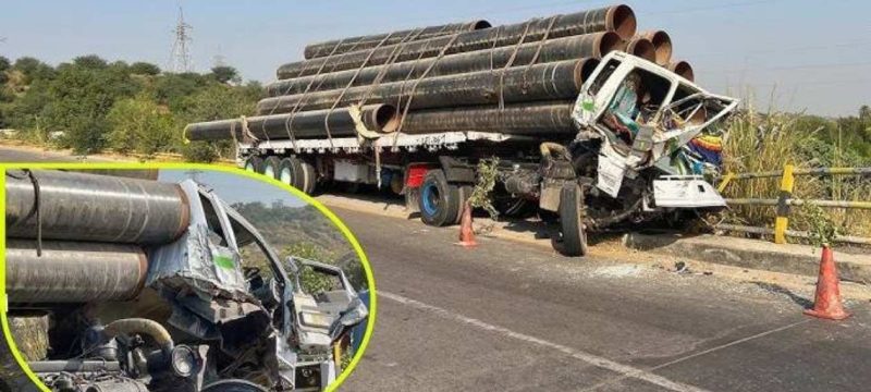 Three Labourers Killed as Iron-Rod-Loaded Trailer Overturns in Sialkot