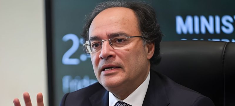 FM Aurangzeb How AI is Transforming Public Services in Pakistan