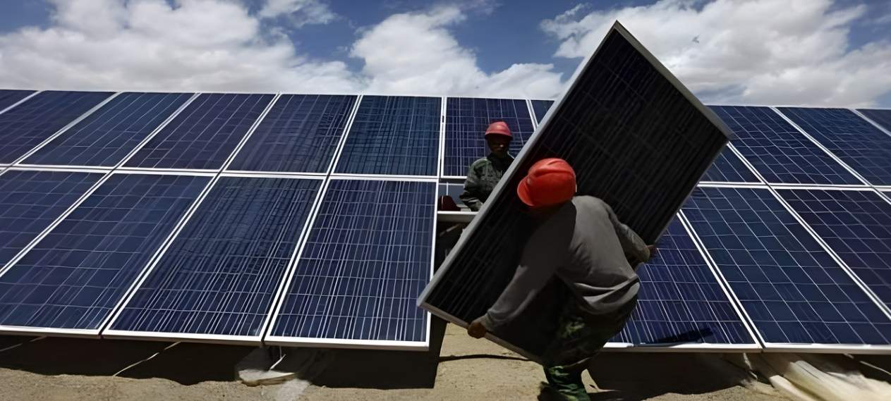 PM Reviews New Net Metering Policy as Nepra Seeks Stakeholder Feedback