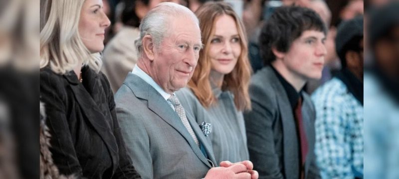 LONDON: King Charles III made a rare appearance at London Fashion Week on Thursday. The visit came just hours after headlines were dominated by news about his brother, Prince Andrew. The arrest of Prince Andrew on suspicion of misconduct in public office drew major media attention. The case relates to his past dealings with Jeffrey Epstein. The development cast a shadow over the usually glamorous fashion event. Despite the controversy, King Charles continued with his public duties. His car arrived outside a show by British-Nigerian designer Tolu Coker. The king greeted designers and industry leaders before taking a front-row seat. King Charles sat beside British Fashion Council CEO Laura Weir and designer Stella McCartney. He later presented McCartney with a scarf after touring exhibition stands. Observers said the monarch appeared focused and calm during the visit. The appearance was one of several engagements carried out by King Charles that day. His presence was seen as a signal of continuity and stability. London Fashion Week is known for supporting emerging designers. One of the rising names this season is 27-year-old Joshua Ewusie. He is set to present his second show under his label E.W.Usie. Ewusie has received support from The King's Foundation, founded by King Charles. The foundation helped him secure studio space after graduating from Central Saint Martins. One of the foundation’s partners is Chanel. Elsewhere, a tribute was held at the Waldorf Hotel for late designer Paul Costelloe. His brand is now led by his son, William Costelloe. Other major designers returning this season include Harris Reed and Richard Quinn. Burberry will close the event on Monday. Brands worn by Catherine Princess of Wales, such as Emilia Wickstead, Edeline Lee, and Erdem Moralioglu, are also showcasing collections. London Fashion Week remains one of the “Big Four” global fashion events. It attracts more than 5,000 buyers and media representatives. Orders during the event often exceed £100 million, supporting the British fashion industry.