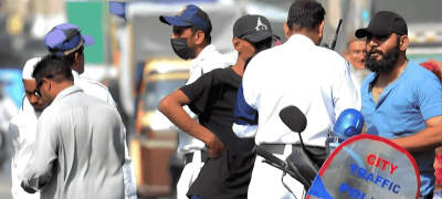 Karachi Motorbike Riders Outsmart E-Challan System, DIG Warns
