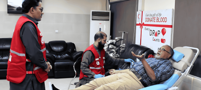 Mental Health Patient Drives Ambulance To Donate Blood in Lahore