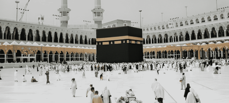 Worker Refuses Payment After Cleaning The Kaaba, Seeks Spiritual Reward