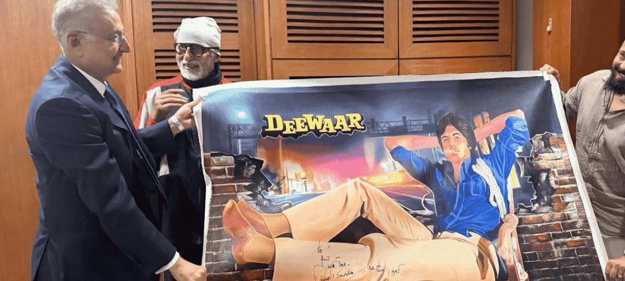 Dubai Businessman Gifts Signed Deewaar Artwork to Amitabh Bachchan