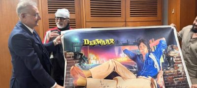 Deewaar Legacy Celebrated as Fan Gifts Artwork to Amitabh Bachchan