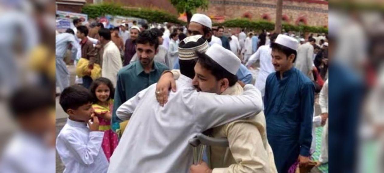 Eidul-Fitr 2026 Celebrated in Parts of Peshawar Today Without Official Moon Sighting