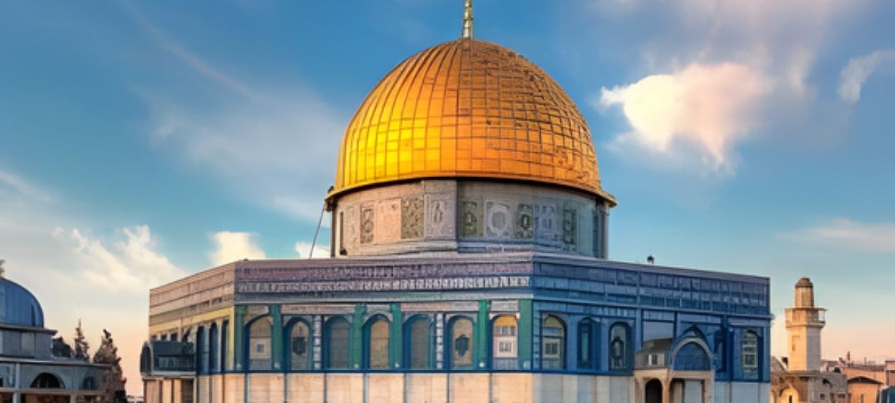 Israel Bans Eid Prayers at Al-Aqsa Mosque for First Time in 59 Years