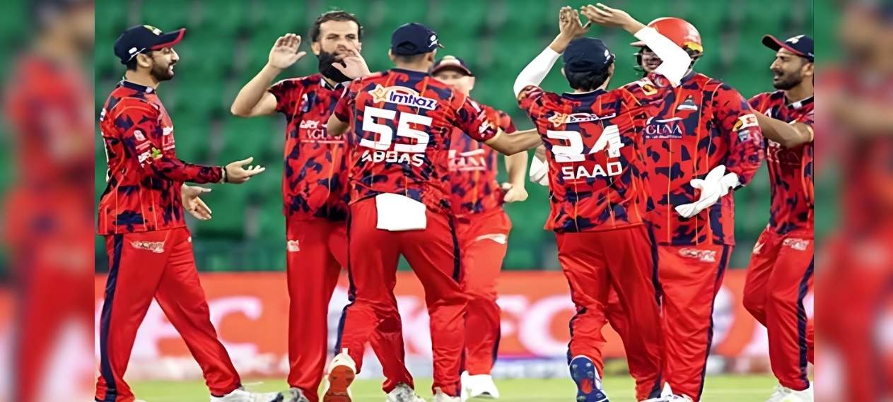Karachi Kings Edge Lahore Qalandars in Thrilling PSL 11 Clash