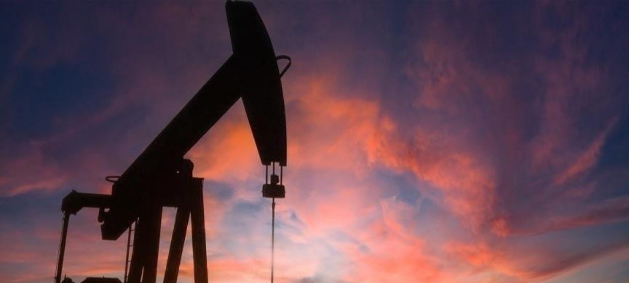 Global Oil Prices Show Mixed Trend Amid US-Iran Tensions