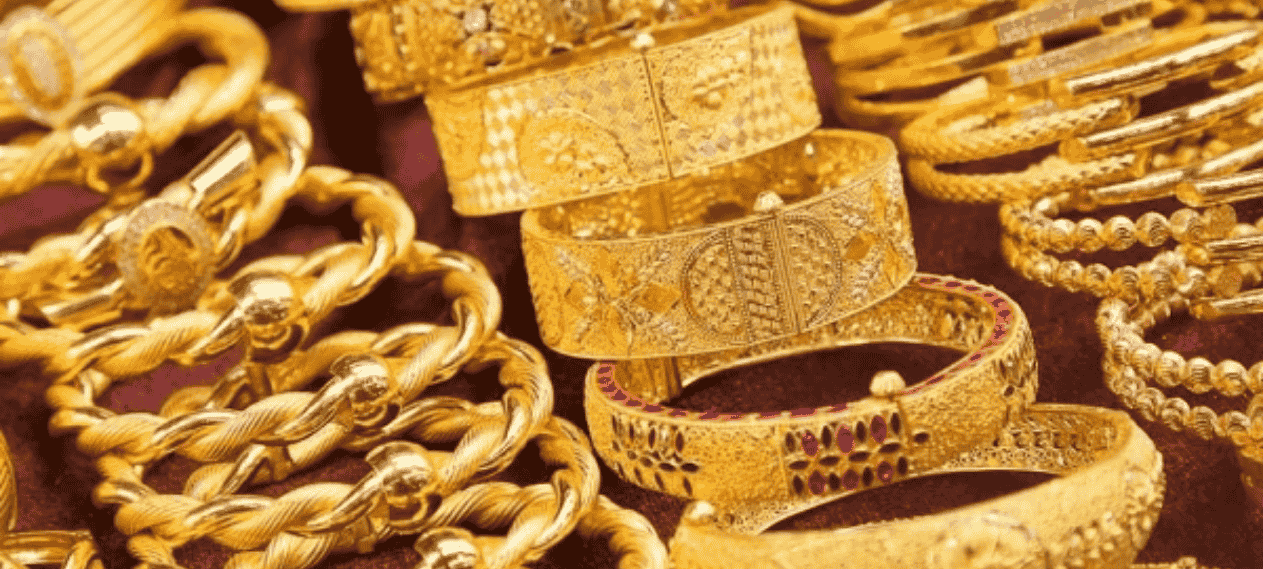 Gold Rates Drop Across Pakistan Amid Global Market Decline